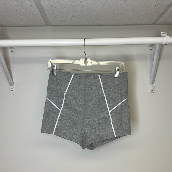 Free People Movement Gray Reflective Shorts Stretchy- M - Picture 1 of 5